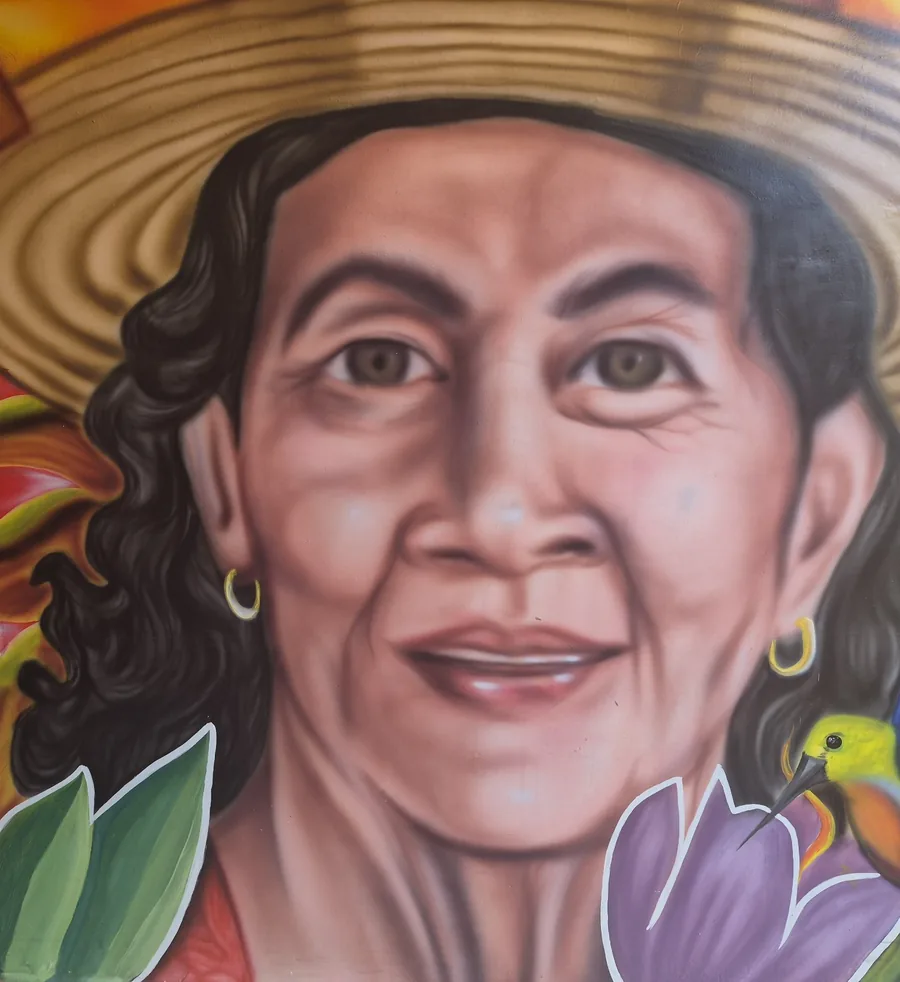 Retrato de doña Florinda pintado en el mural de la quesillería